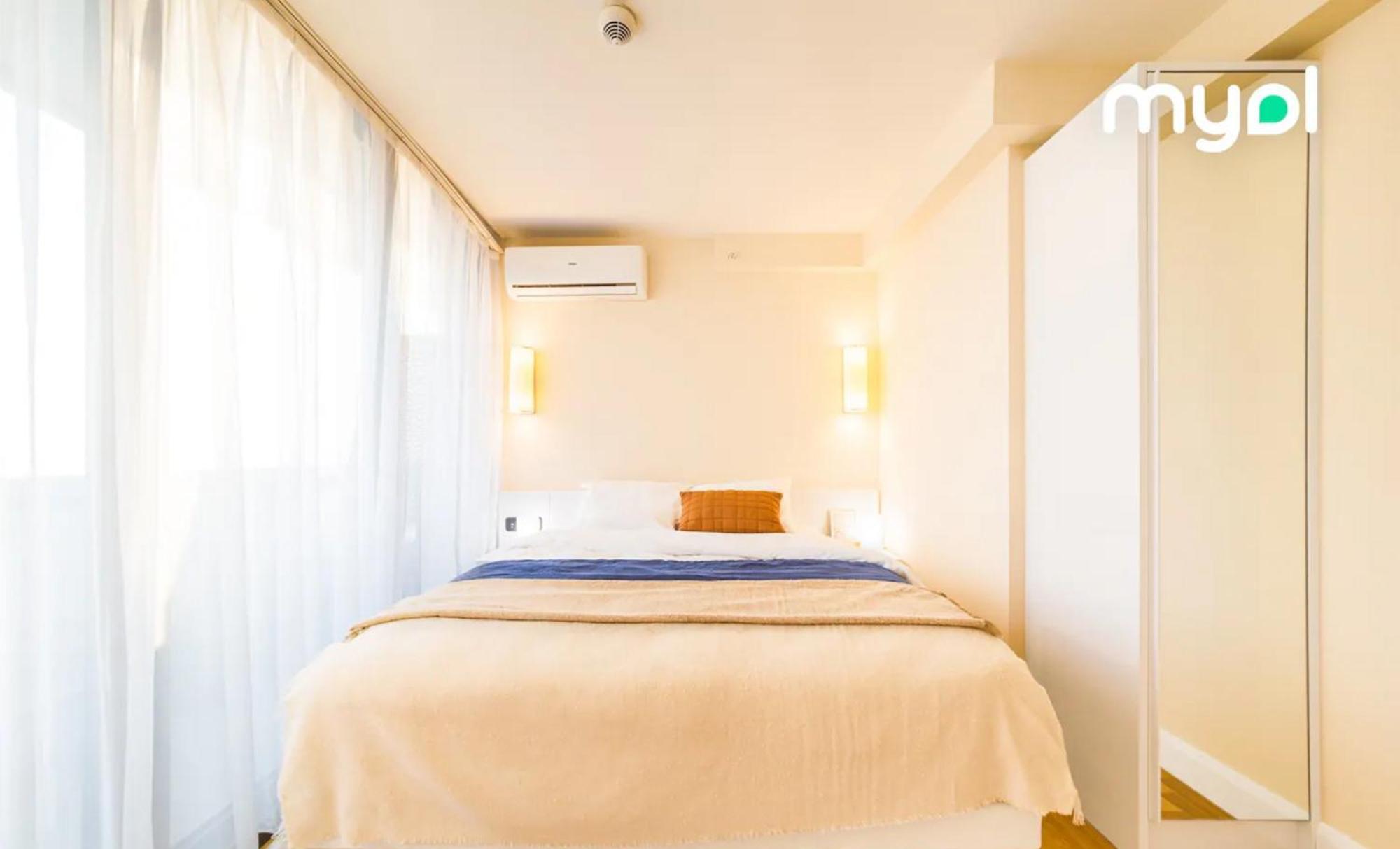 Suites Orbi City Aparthotel 巴统 外观 照片