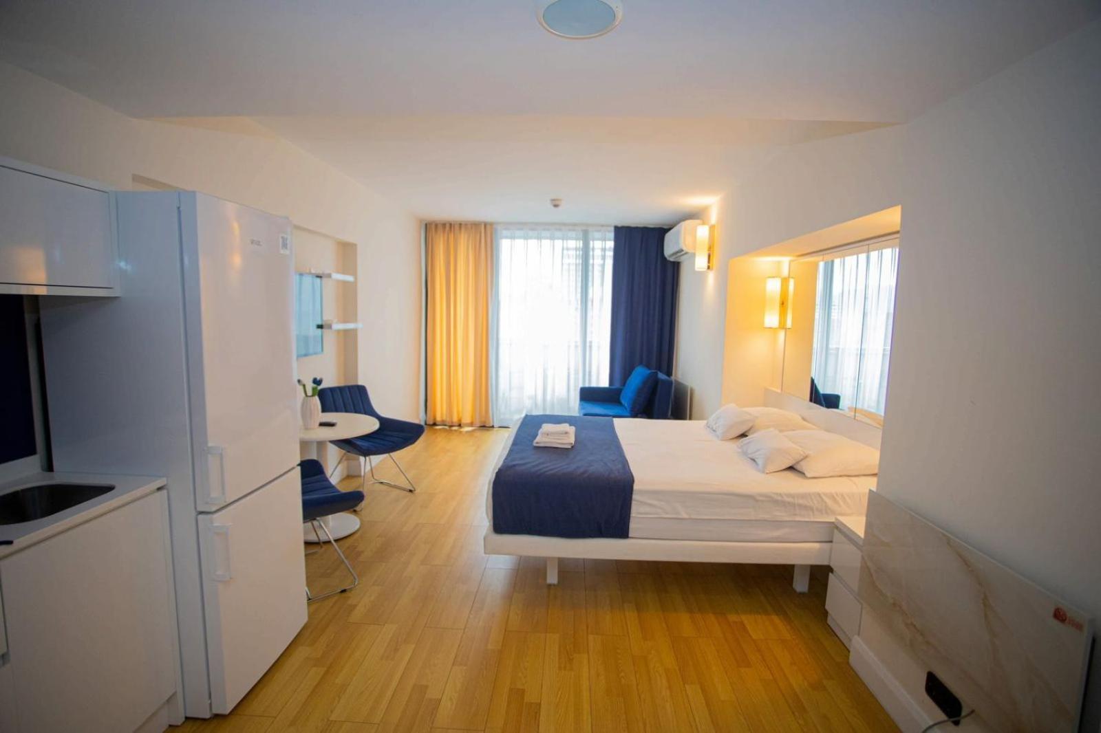 Suites Orbi City Aparthotel 巴统 外观 照片
