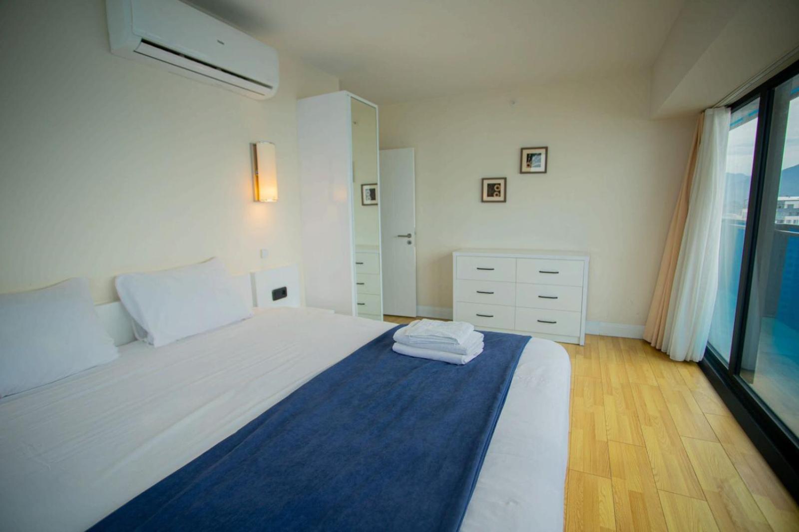 Suites Orbi City Aparthotel 巴统 外观 照片