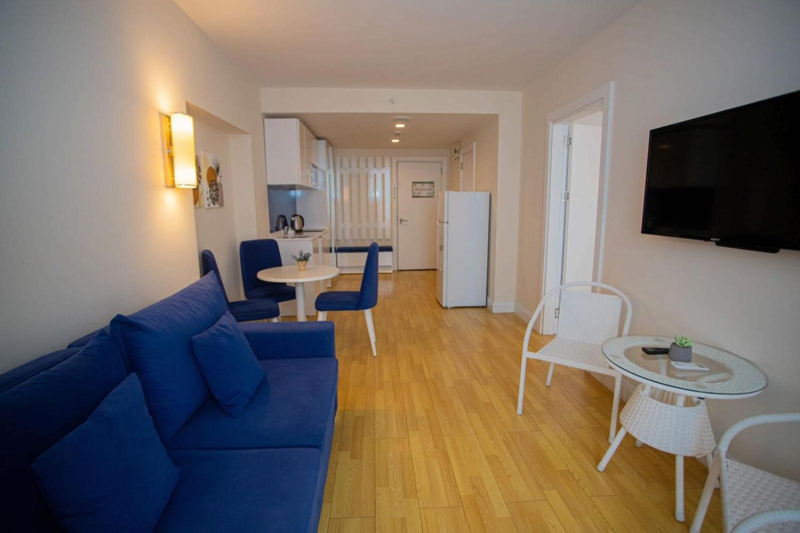 Suites Orbi City Aparthotel 巴统 外观 照片