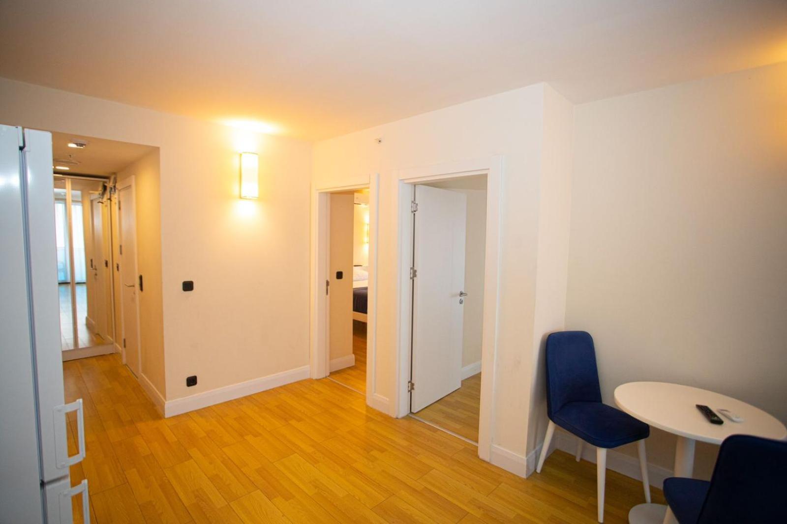 Suites Orbi City Aparthotel 巴统 外观 照片